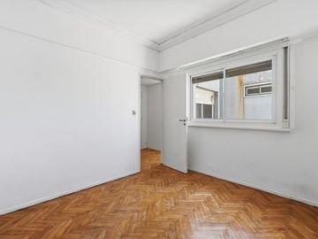 VENTA DEPARTAMENTO 4 AMBIENTES BALVANERA