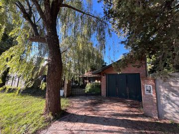 Venta lote de 818m2 con casa 3amb. Pilar km 39,