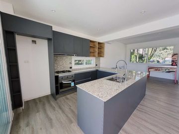 CASA EN VENTA 4 AMB. A ESTRENAR CON PILETA PACHECO