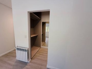 CASA EN VENTA 4 AMB. A ESTRENAR CON PILETA PACHECO