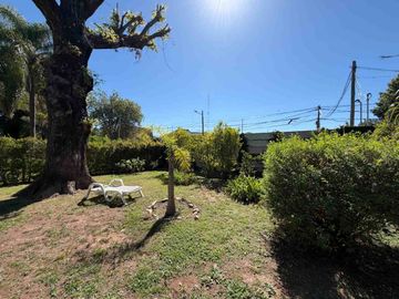 CASA EN VENTA 4 AMB. A ESTRENAR CON PILETA PACHECO