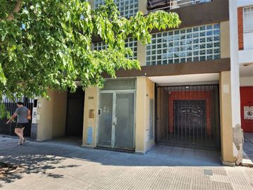 ESPACIO DE 344 m² CON DOBLE INGRESO VEHICULAR
