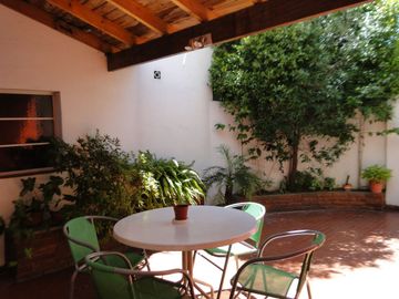 VENTA CASA EN VILLA SARMIENTO CON COCHERAS GALPON