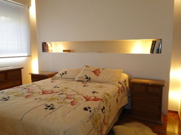 VENTA CASA EN VILLA SARMIENTO CON COCHERAS GALPON