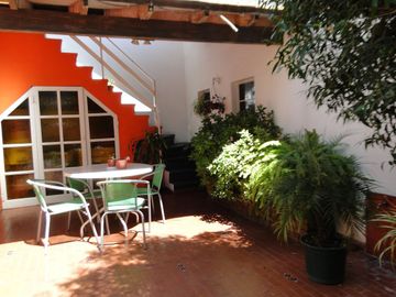 VENTA CASA EN VILLA SARMIENTO CON COCHERAS GALPON