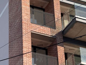 VENTA DPTO. 4 amb. 4º PISO DEVOTO