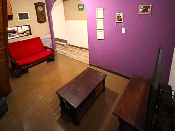 VENTA PH CASTELAR CON COCHERA Y PATIO