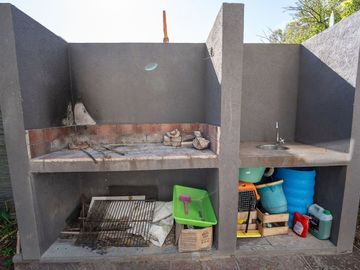 DÚPLEX EN VENTA GONNET 2 DORMITORIOS APTO BANCO