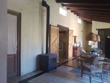 CASA VENTA 1.6 HECTÁREAS CON INVERNACULO ABASTO
