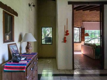 CASA VENTA 1.6 HECTÁREAS CON INVERNACULO ABASTO