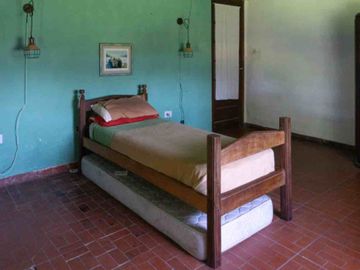 CASA VENTA 1.6 HECTÁREAS CON INVERNACULO ABASTO