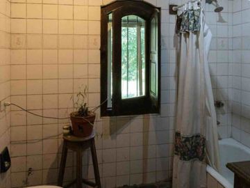 CASA VENTA 1.6 HECTÁREAS CON INVERNACULO ABASTO
