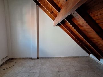 TRIPEX 5 AMBIENTES. LANUS OESTE