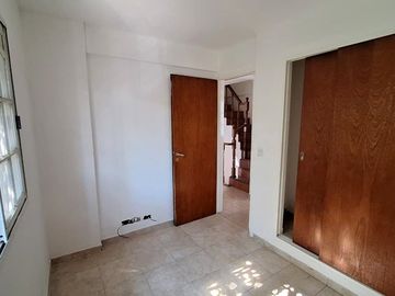 TRIPEX 5 AMBIENTES. LANUS OESTE
