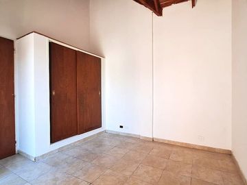TRIPEX 5 AMBIENTES. LANUS OESTE
