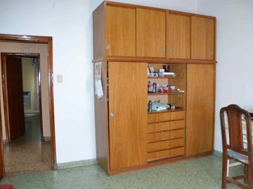 VENTA casa A/ CRÉDITO 2 dorm,garage,quincho,parque