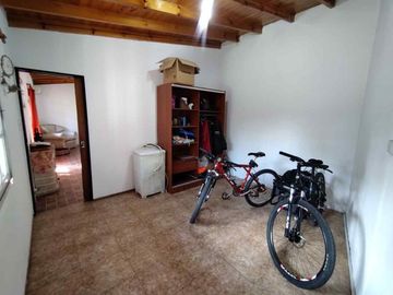 VENTA casa A/ CRÉDITO 2 dorm,garage,quincho,parque
