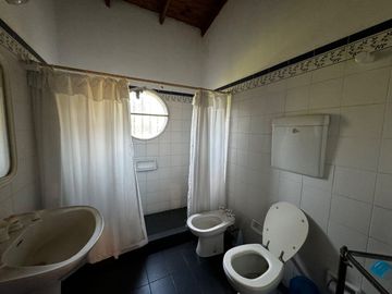 Alquiler chacra con chalet y área para producción