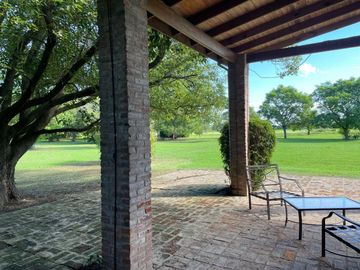 Alquiler chacra con chalet y área para producción