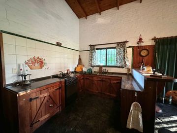 Alquiler chacra con chalet y área para producción