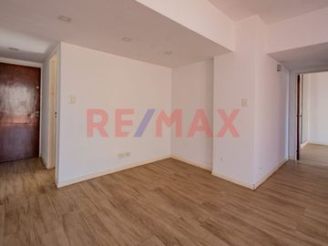 2 Amb con Gran Terraza Propia 30 m² y Parrilla