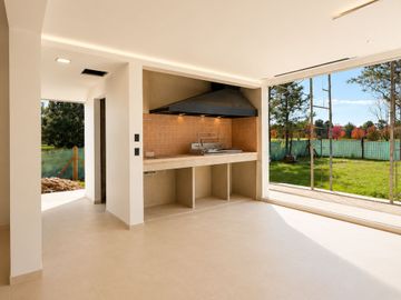 IMPONENTE RESIDENCIA CONTEMPORANEA EN HUDSON