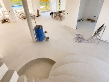 IMPONENTE RESIDENCIA CONTEMPORANEA EN HUDSON