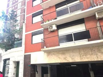 Venta Cochera Microcentro U$S 5.900 Renta!