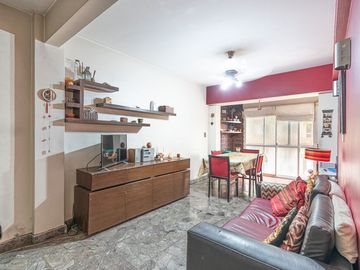 VENTA DEPTO 3 AMBIENTES BOEDO COCHERA APTO CREDITO