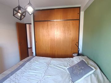 departamento 2 ambientes con balcón  patio caseros