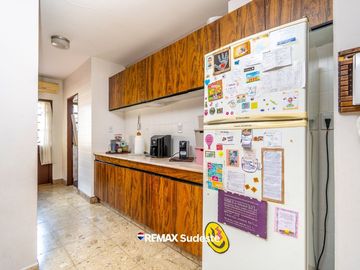 VENTA CASA TRADICIONAL EN EL CENTRO AMPLIO LOTE