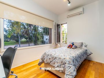 CASA EN BARRIO PRIVADO SOLARES NORTE