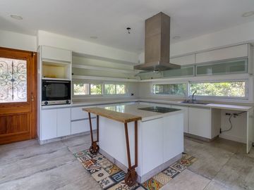 Venta casa 5 Amb en Barrio Terravista acep permuta