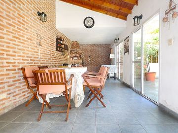 VENTA CASA EN SAAVEDRA LOTE PROPIO 250 m2
