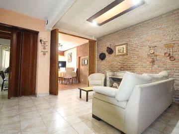 VENTA CASA EN SAAVEDRA LOTE PROPIO 250 m2