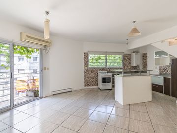 ALQUILER  COMERCIAL 2 ambientes terraza , cochera