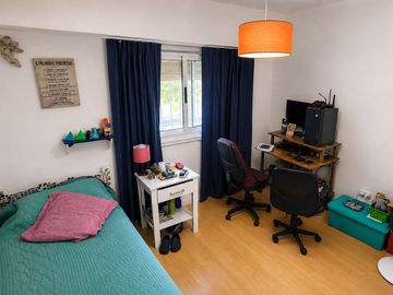 VENTA Casa 5 ambientes  parque quincho en Caisamar