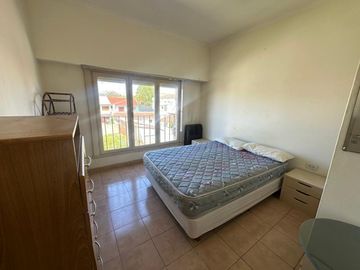 VENTA PH 2 AMBIENTES LUMINOSO