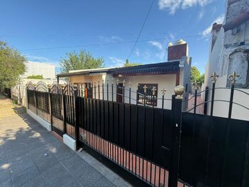 Casa 3 amb VENTA Patio Parrilla Garaje NUEVA Merlo