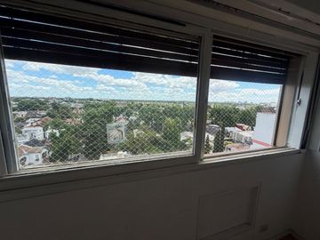VENTA 4amb. + dep. Vista cochera baulera y Pileta