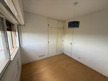 VENTA 4amb. + dep. Vista cochera baulera y Pileta