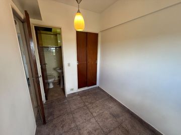 VENTA 4amb. + dep. Vista cochera baulera y Pileta