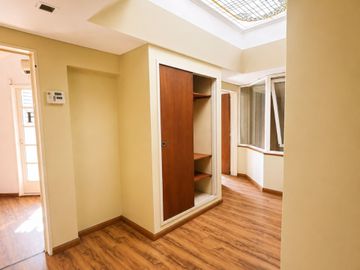 CASA TRIPLEX BOEDO JARDIN/ QUINCHO/ 3 DORMITORIOS