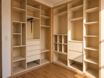 CASA TRIPLEX BOEDO JARDIN/ QUINCHO/ 3 DORMITORIOS