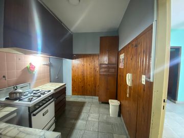 VENTA DEPARTAMENTO 3 AMBIENTES MORENO CENTRO