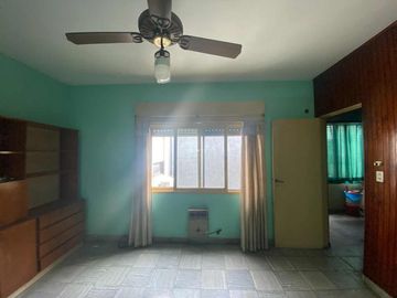 VENTA DEPARTAMENTO 3 AMBIENTES MORENO CENTRO