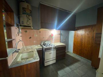VENTA DEPARTAMENTO 3 AMBIENTES MORENO CENTRO