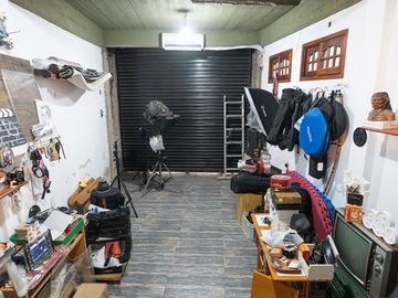 CASA 5 AMB VENTA LOCAL COCHERA HAB. DE SERVICIO