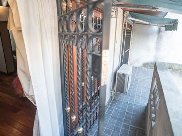 CASA 5 AMB VENTA LOCAL COCHERA HAB. DE SERVICIO