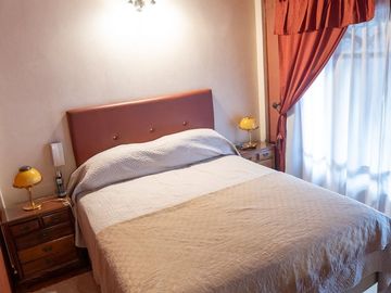 CASA 5 AMB VENTA LOCAL COCHERA HAB. DE SERVICIO